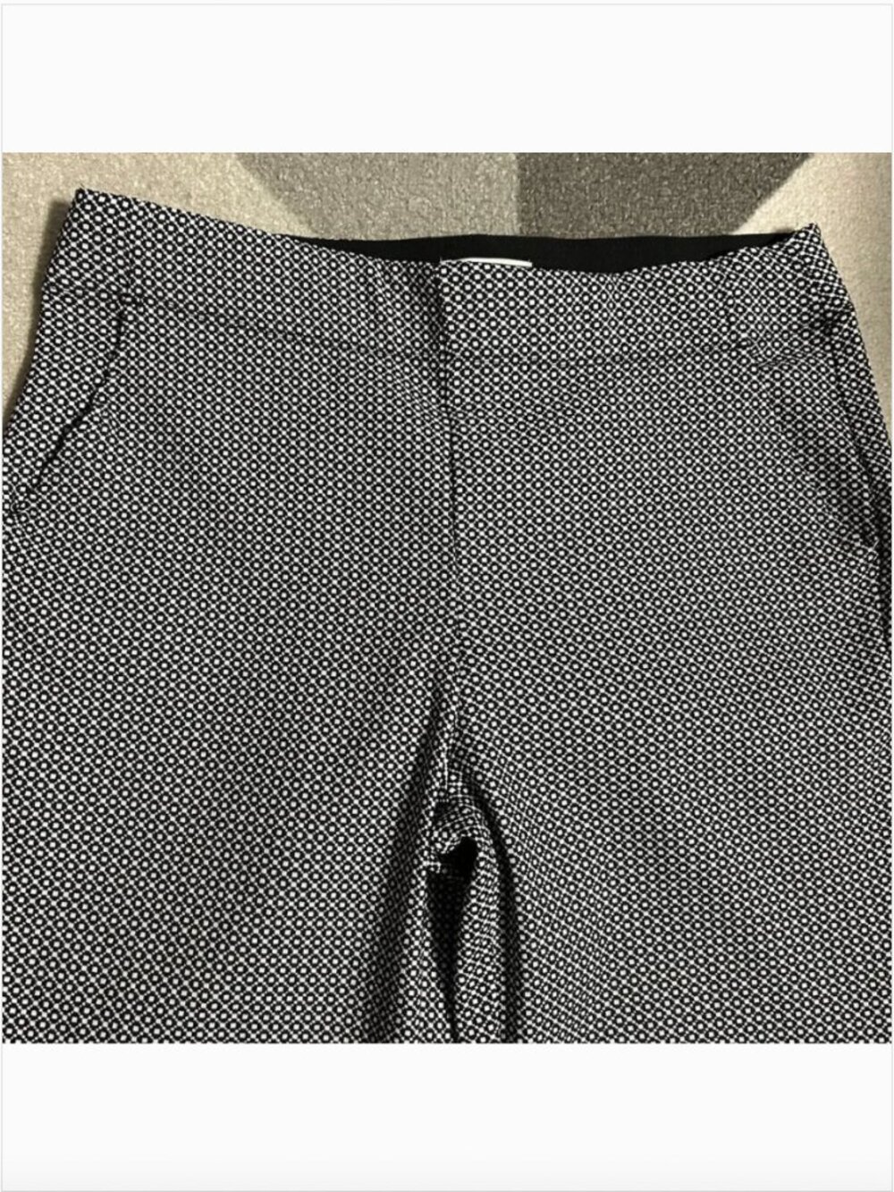 Max Studio Black/White Geo Pattern Pull-on Trousers Women's Size XL